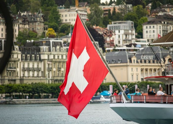 สวิตเซอร์แลนด์ ขึ้นแท่นอันดับ 1 ประเทศน่าอยู่ ขณะที่สหรัฐฯ ร่วงหลุด Top 10