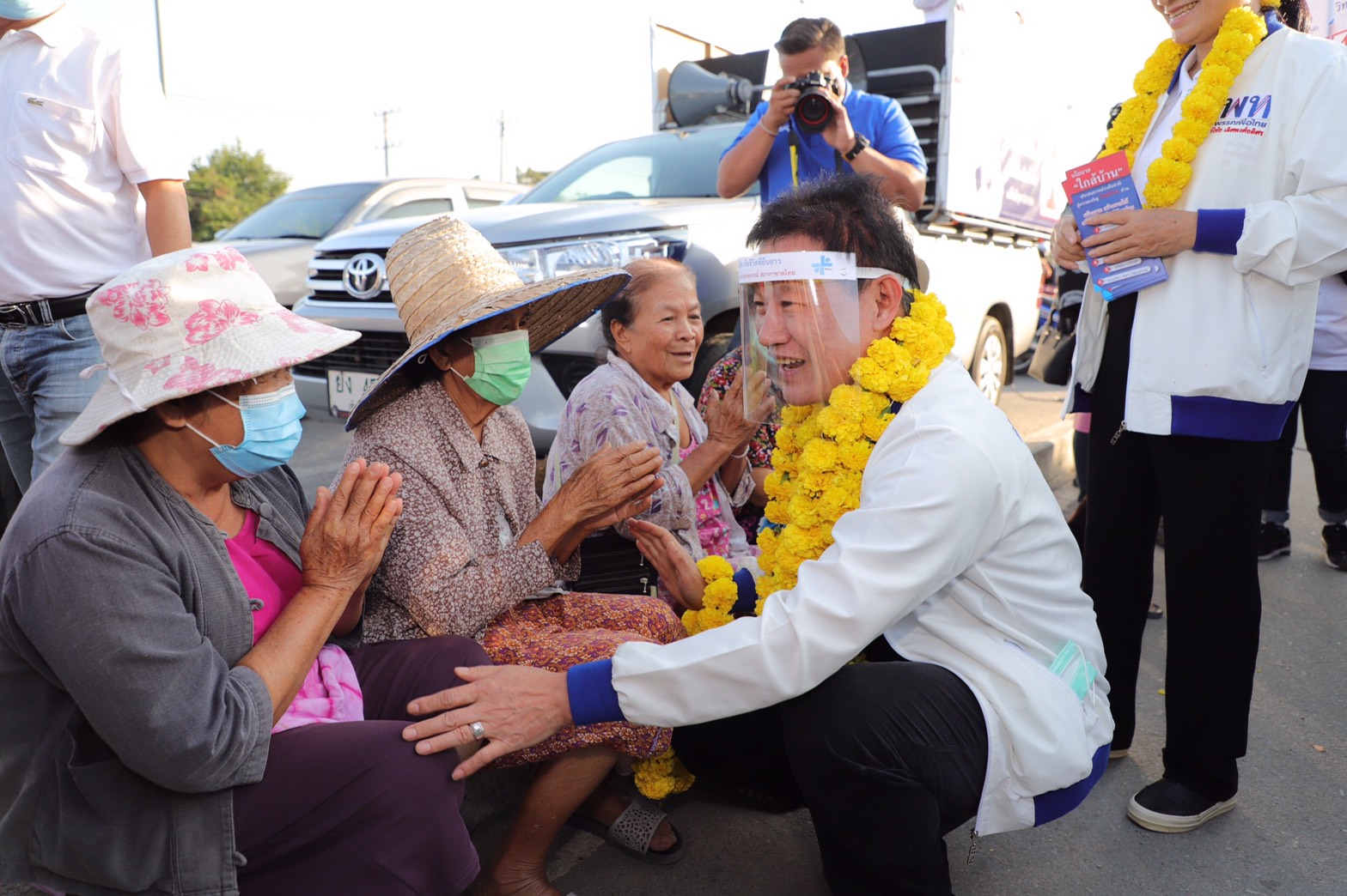 พิชัย เลิศพงศ์อดิศร .jpg