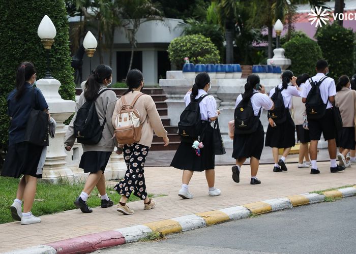 นิด้าโพล หนุนใส่ชุดนักเรียน-ใส่ชุดไพรเวต 1 วันต่อสัปดาห์