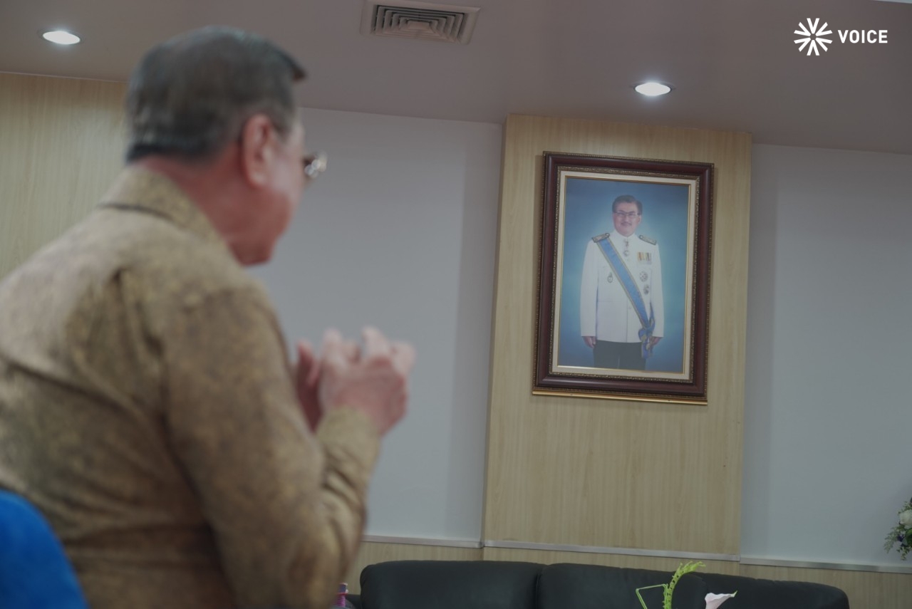 สมนึก ธนเดชากุล นายกเทศมนตรีนครนนทบุรี