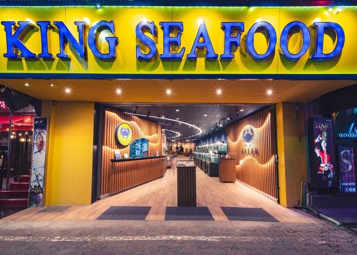 "เราสู้ไม่ไหวแล้ว" King Seafood ประกาศปิดร้าน เซ่นโควิด-จนท.คอรัปชัน