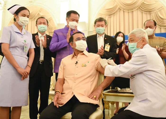 ‘หอการค้าไทย’ แจงเหตุผลหลีกทางรัฐนำเข้าวัคซีนโควิด-19