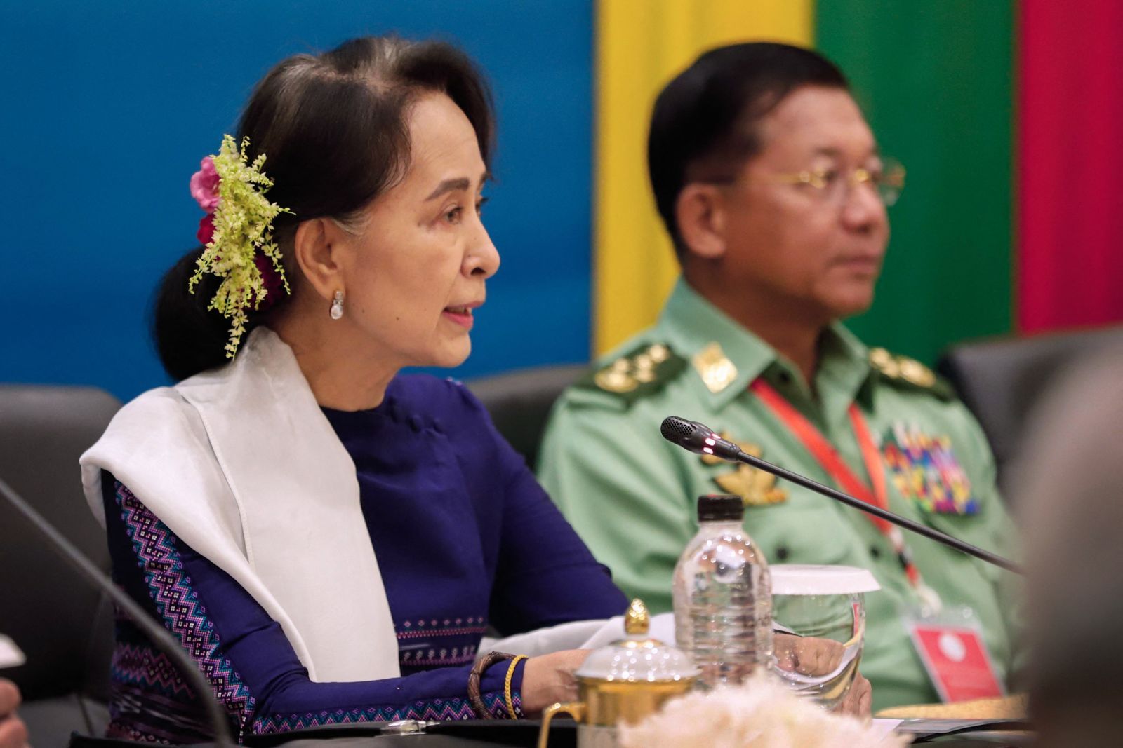 AFP - Min Aung Hlaing, Myanmar Aung San Suu Kyi