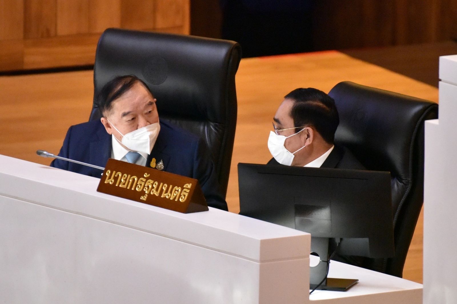 ประยุทธ์ ประวิตร สภา อภิปรายไม่ไว้วางใจ D3359.jpeg