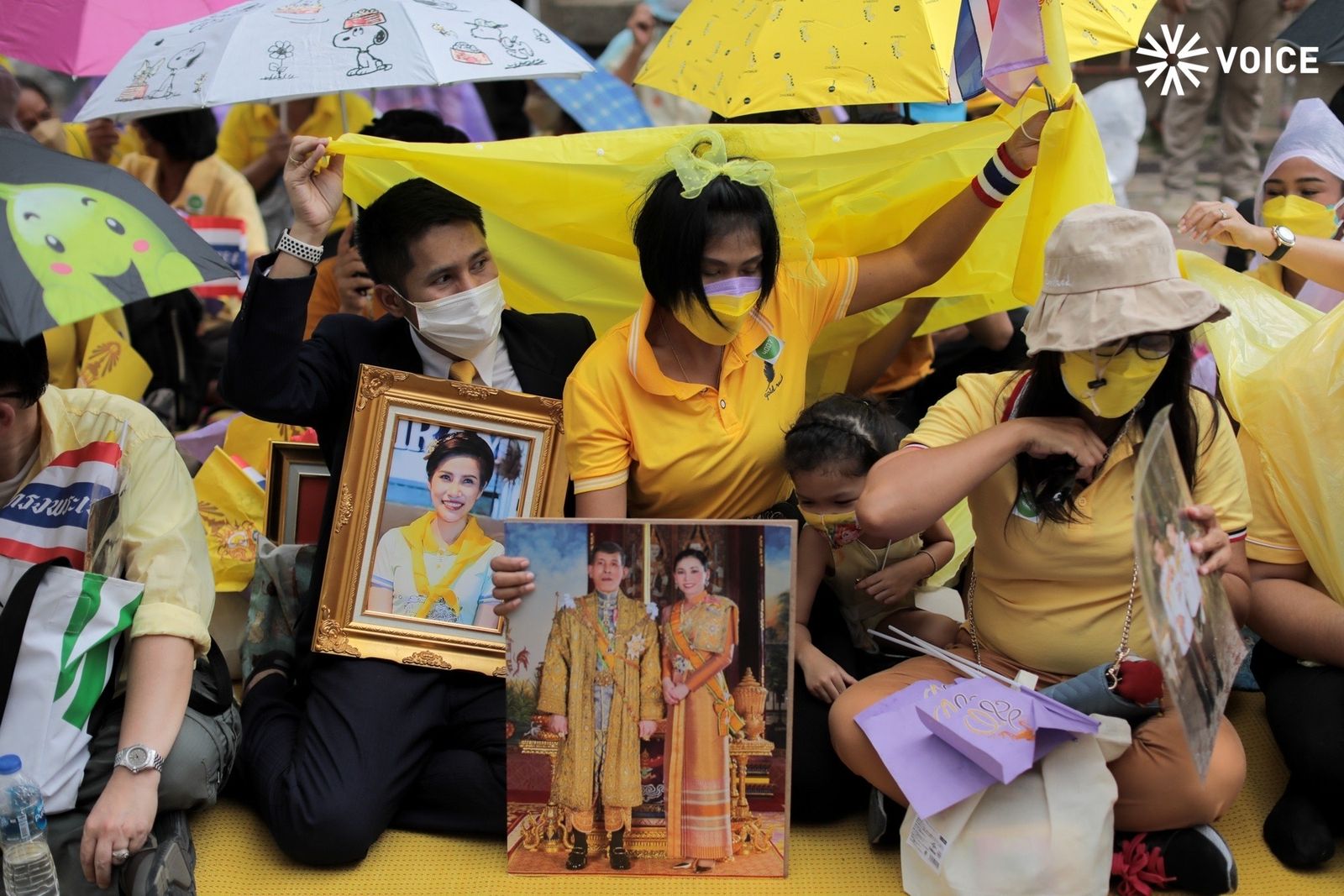 เจ้าพระคุณสินีนาฏ ในหลวง พระราชินี สถาบัน รับเสด็จ วันมหิดล  -5787C7CBD057.jpeg