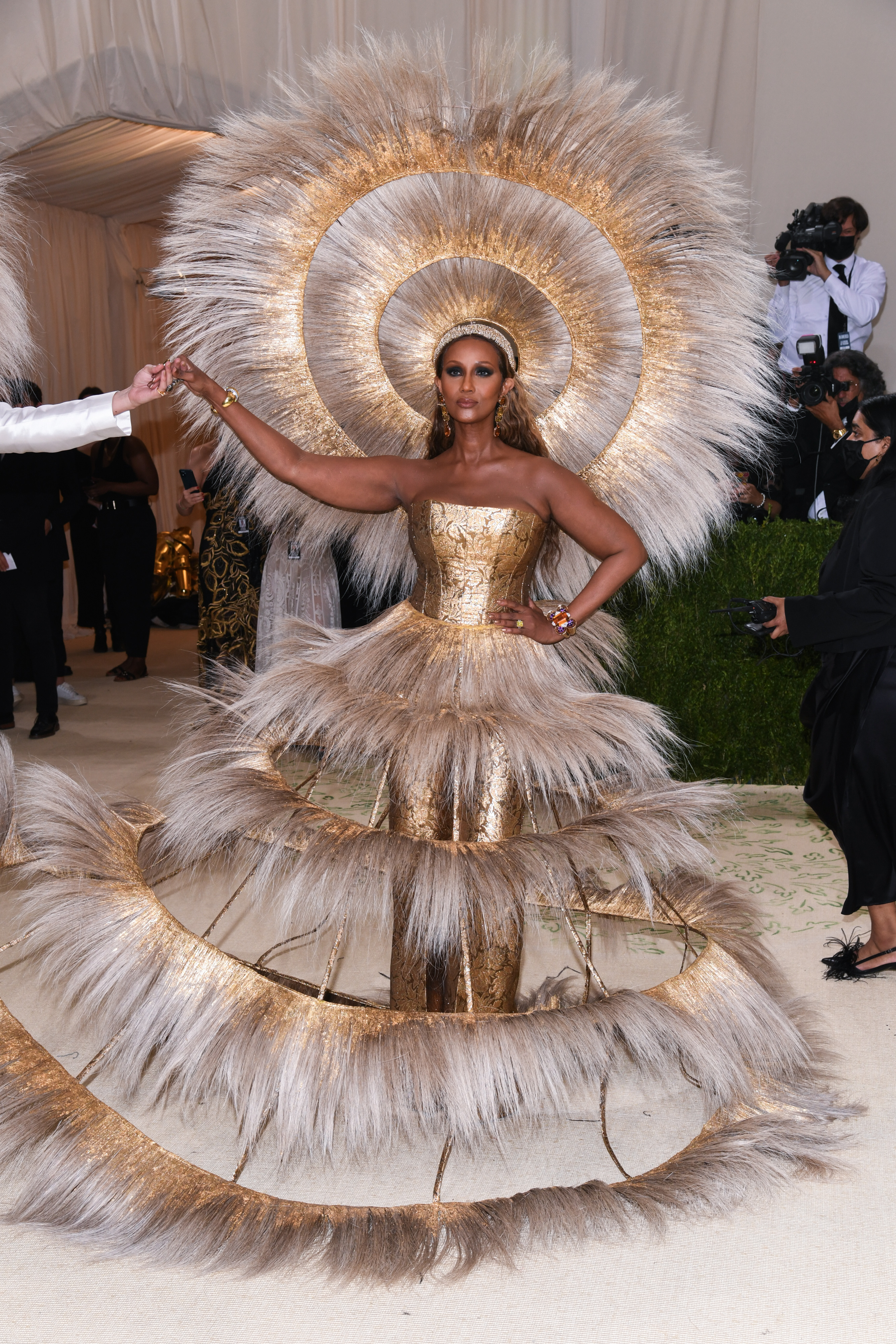 Reuters - Met Gala 2021 เมตกาล่า