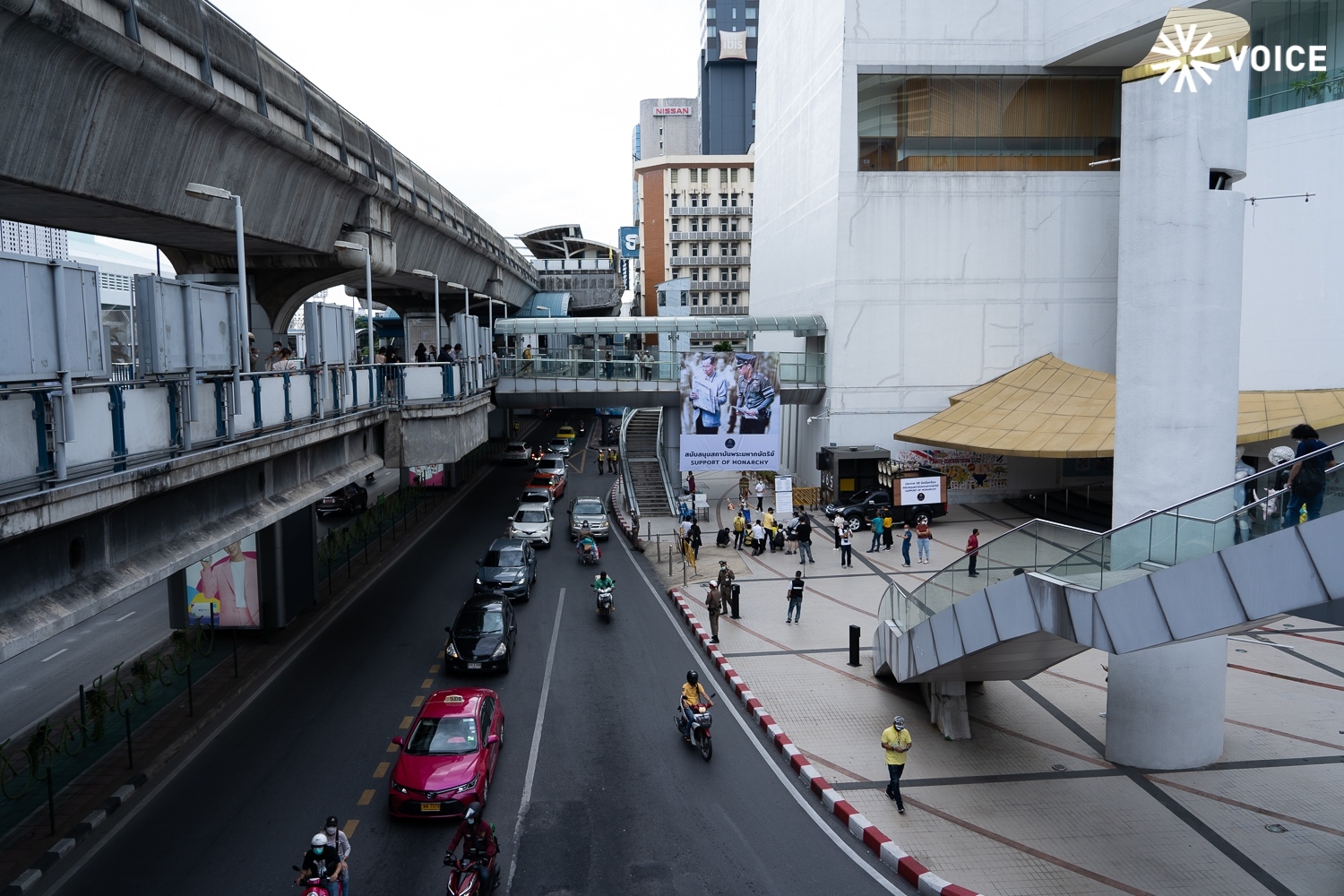 ไทรักษาประกาศ 10 ข้อสนับสนุนกษัตริย์