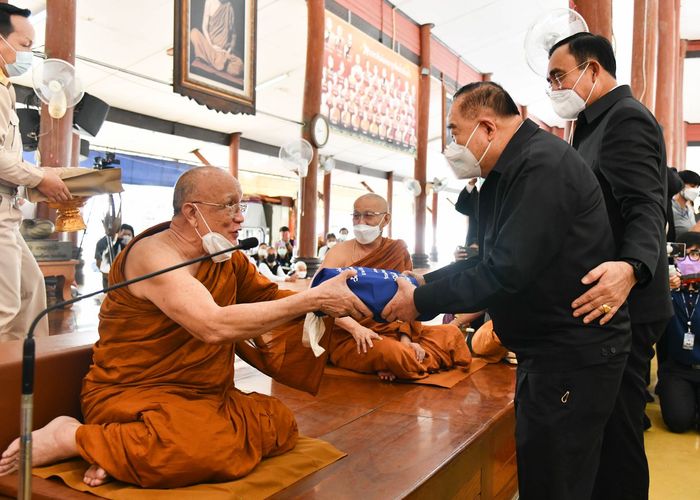 เดอะเฟซ ป่ารอยต่อ! '3ป.' วงผัดซีอิ๊ว - อนาคต 'ธรรมนัส' ใต้ร่มไม้ใหญ่