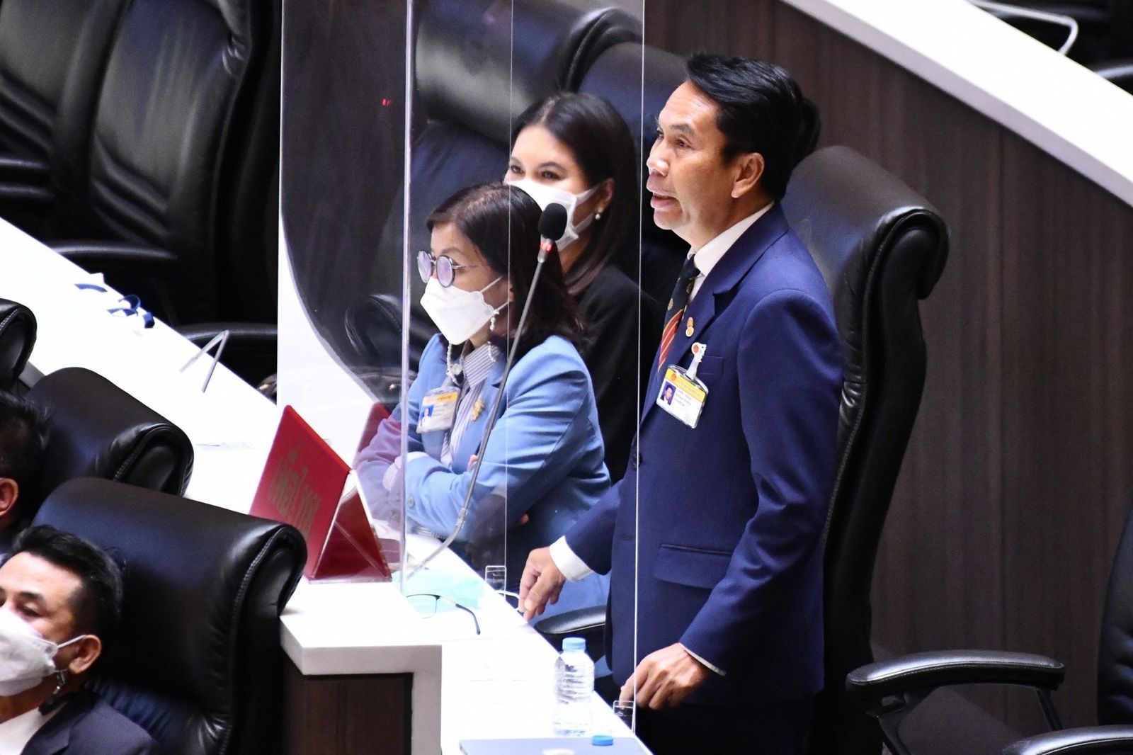 สุทิน เพื่อไทย อภิปรายทั่วไป ประชุมสภา -E7980958E0D7.jpeg