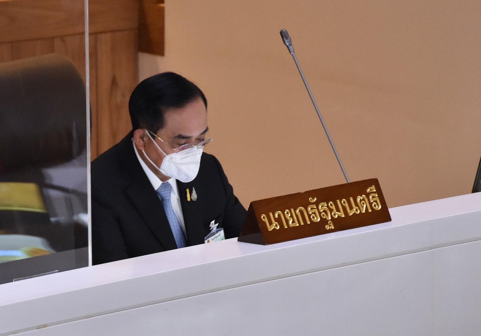 ประยุทธ์ สภา อภิปรายทั่วไป ประชุมสภา นายกรัฐมนตรี E74239894F6.jpeg