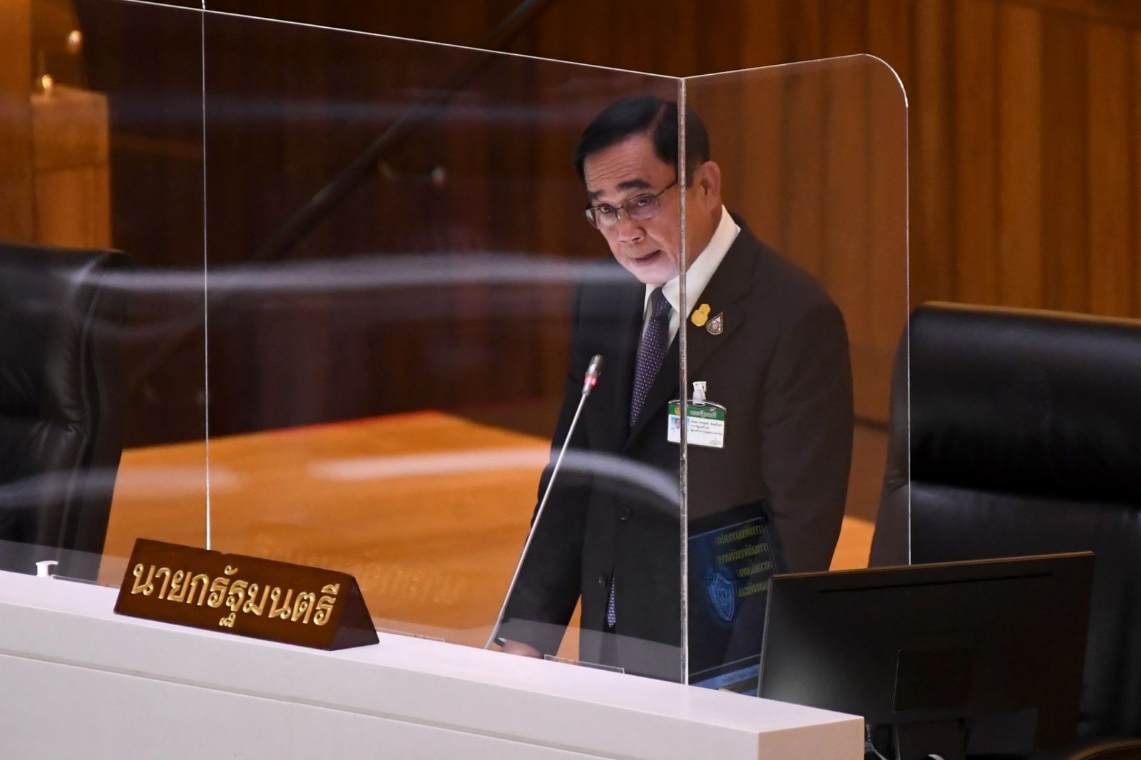 ประยุทธ์ ประชุมสภา งบประมาณ -5C3C-4460-B06D-5DBDDC2730BA.jpeg