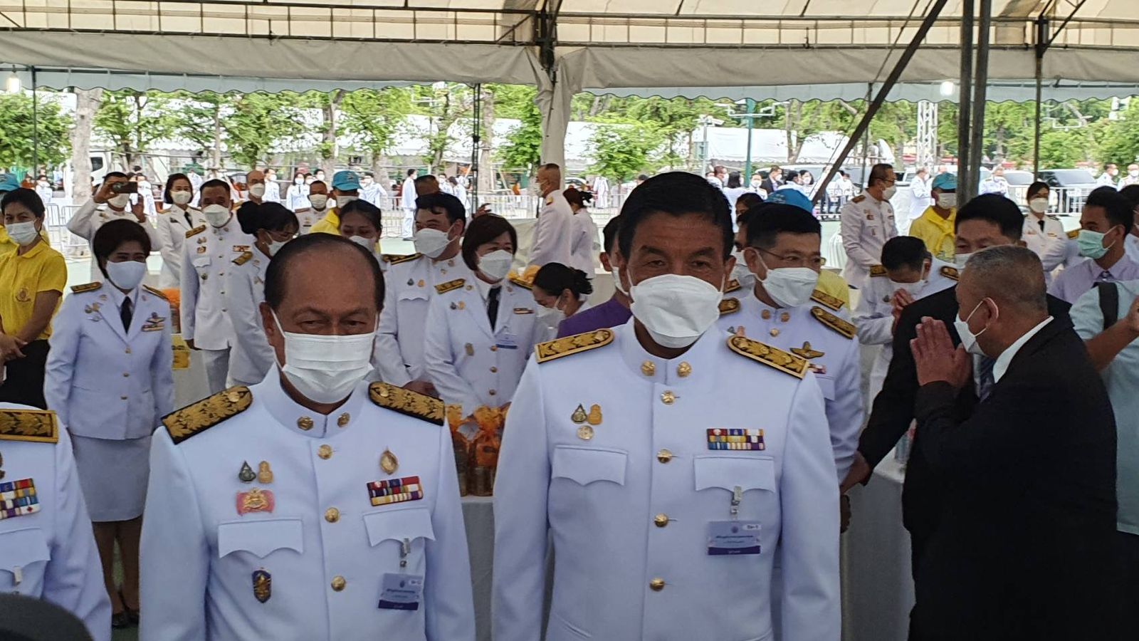 ชัชชาติ อนุพงษ์ -74AC-471C-B8D4-4E4034C2F3F1.jpeg