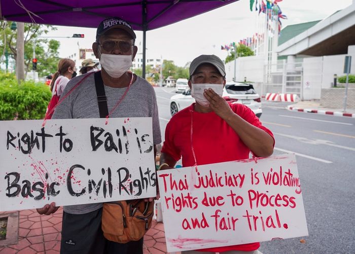 ‘สิทธิการประกันตัว’ มีแต่ในกระดาษ ฟ้องโลกว่ารัฐไทยผิดกติการะหว่างประเทศ