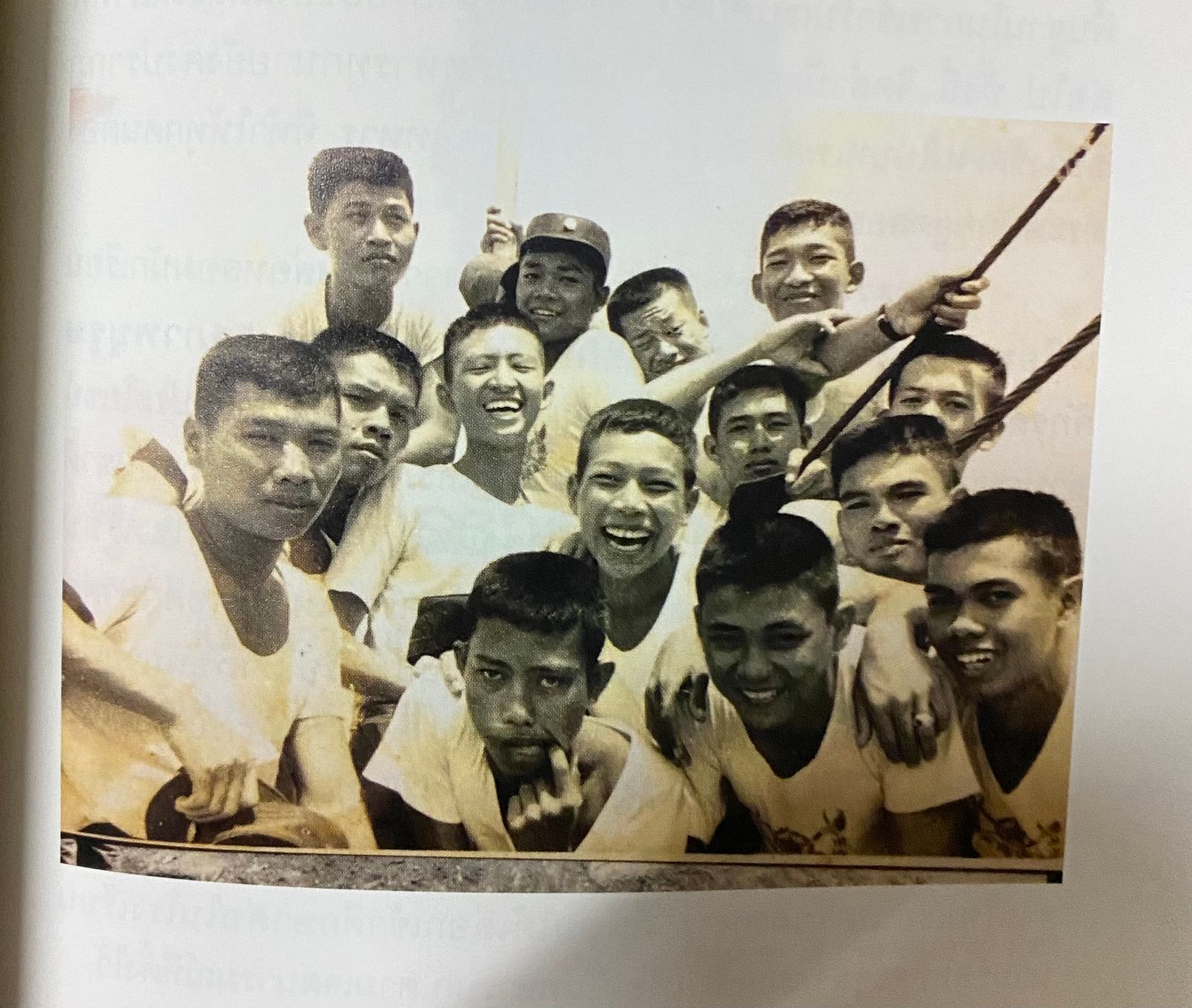 ประวิตร -F19F-4C40-B373-91FA2D7118CA.jpeg