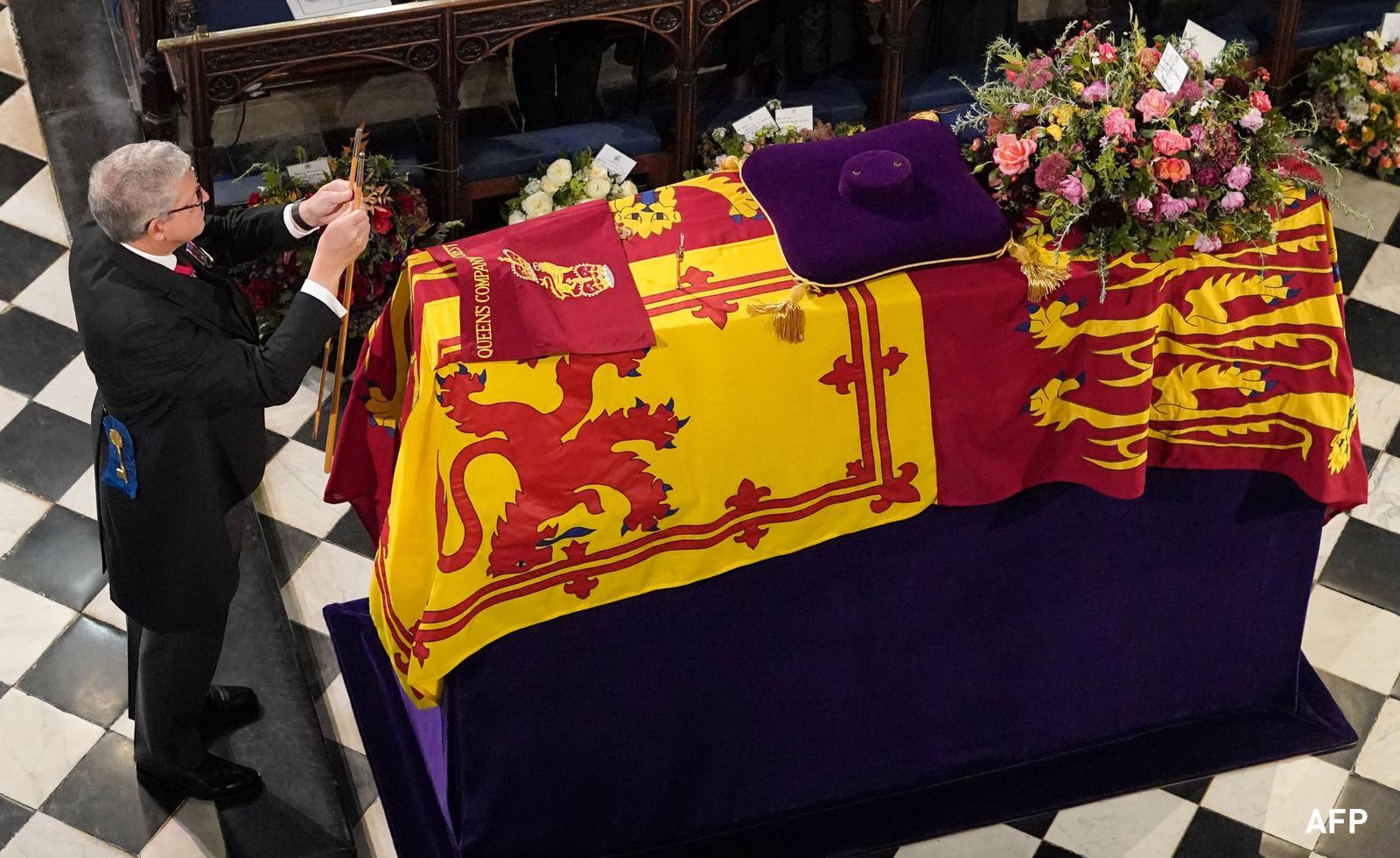 AFP - สมเด็จพระราชินีนาถเอลิซาเบธที้ 2 งานพระบรมศพ วินด์เซอร์ ฝังพระบรมศพ