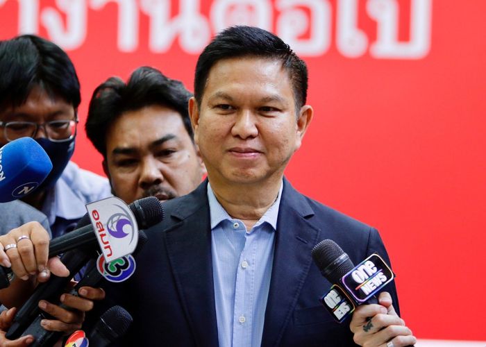 ‘วรวัจน์’ ปลื้ม ปฏิทิน 52 สัปดาห์ สูตรปรับปรุงคุณภาพผลผลิต ทำ ‘ส้มเขียวหวาน’ รสชาติดีจนคว้ารางวัล