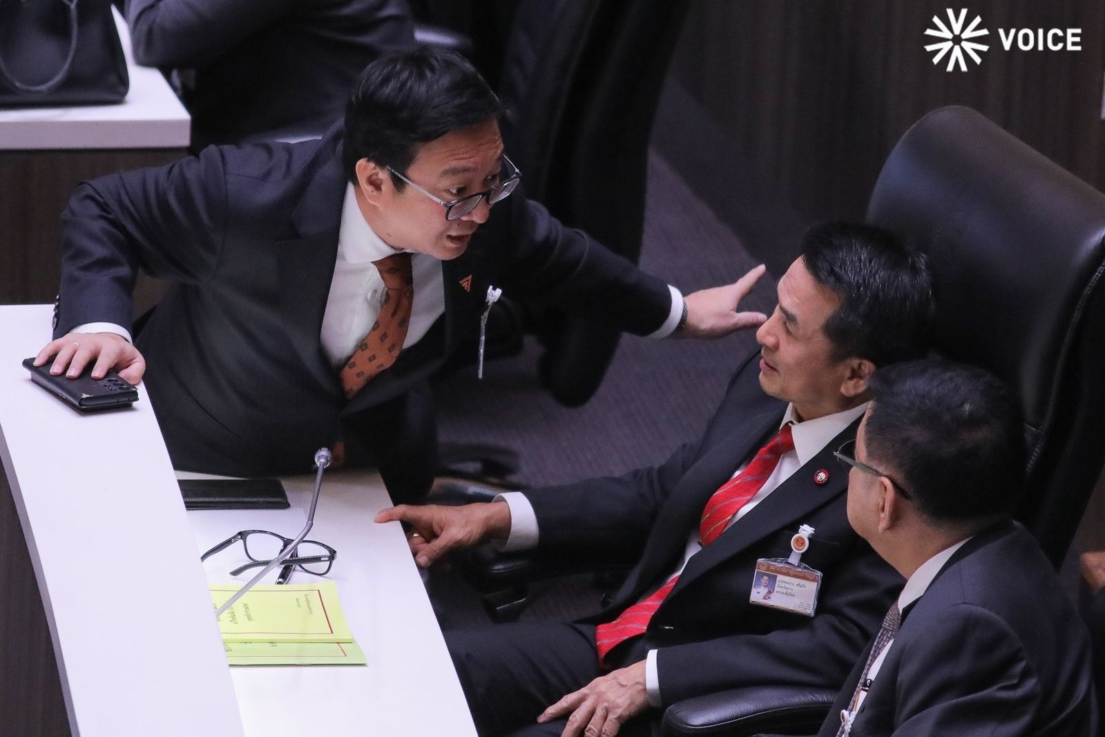 ชัยธวัช ชลน่าน เพื่อไทย ประชุมรัฐสภา 482.jpeg