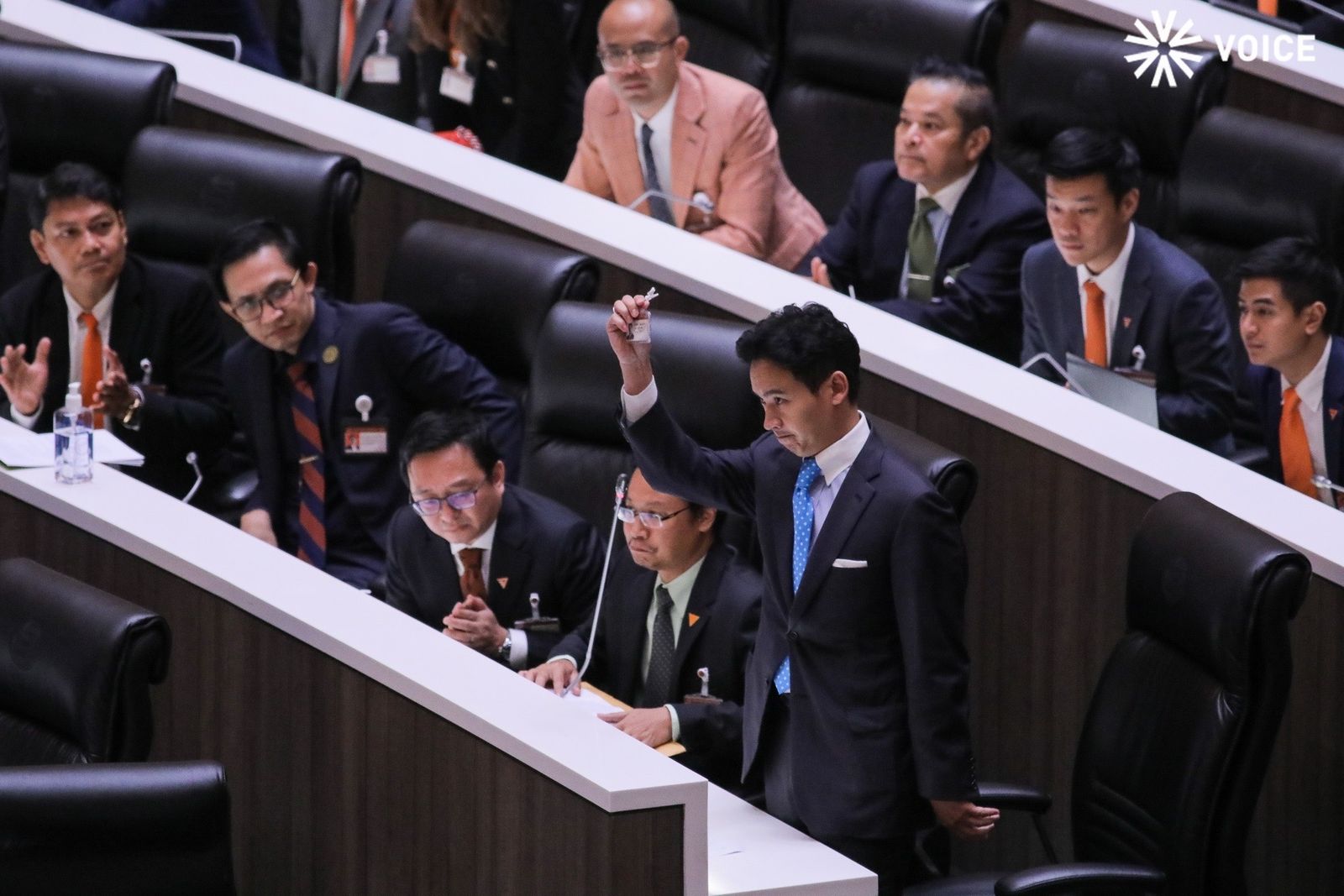 พิธา ประชุมรัฐสภา ก้าวไกล 43.jpeg