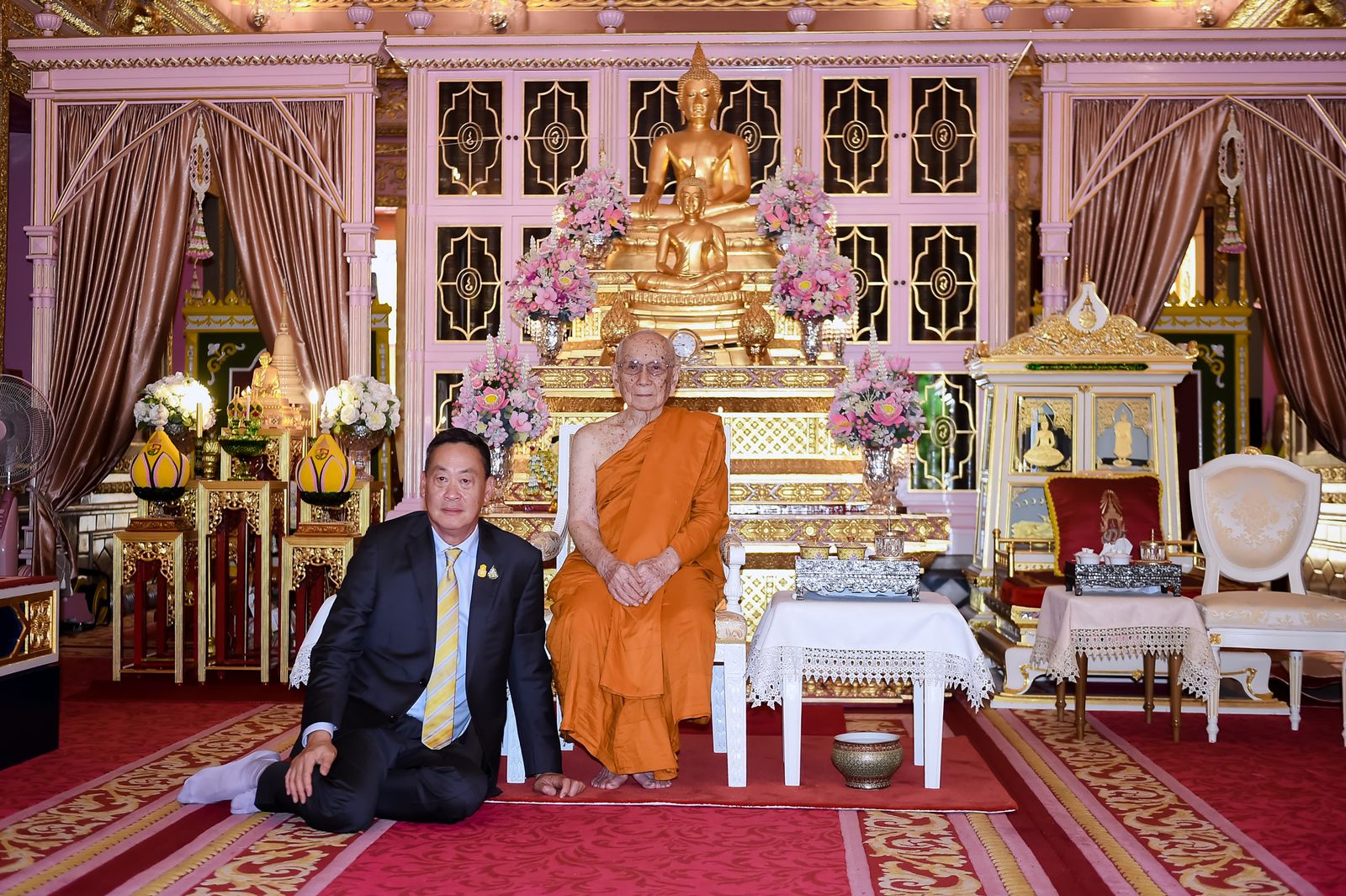 เศรษฐา สมเด็จพระสังฆราช วัดราชบพิธ  4115507000000.jpg