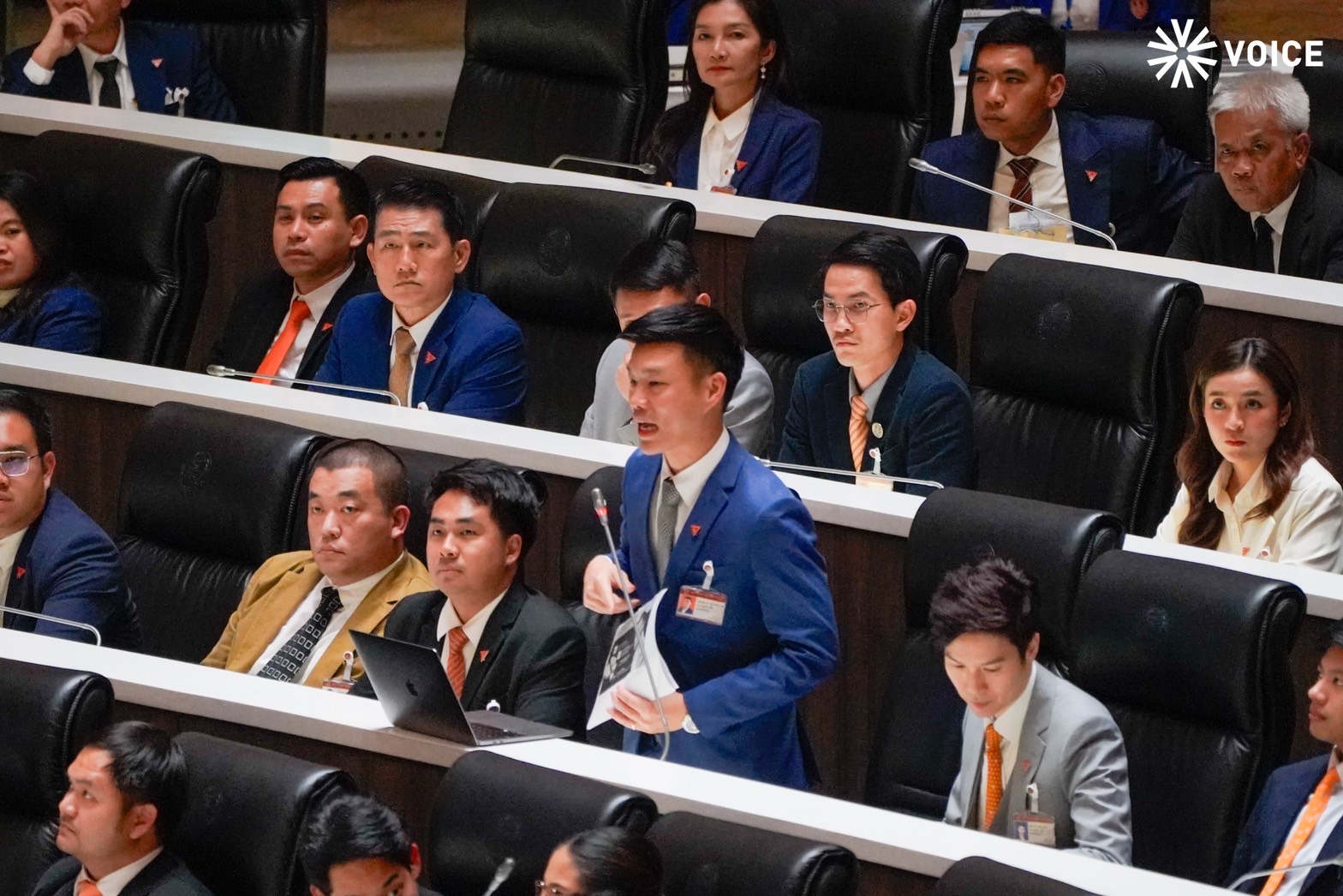 ณัฐพงษ์ ก้าวไกล ประชุมรัฐสภา G_2636.jpeg