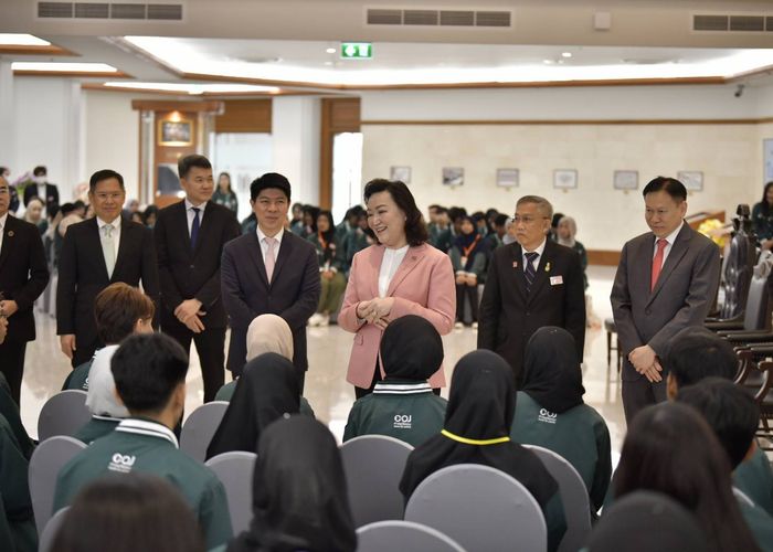 ประธานศาลฏีกาพบเยาวชนชายแดนใต้ โครงการ ‘หัวใจเดียวกัน’ ให้ความรู้กฎหมาย