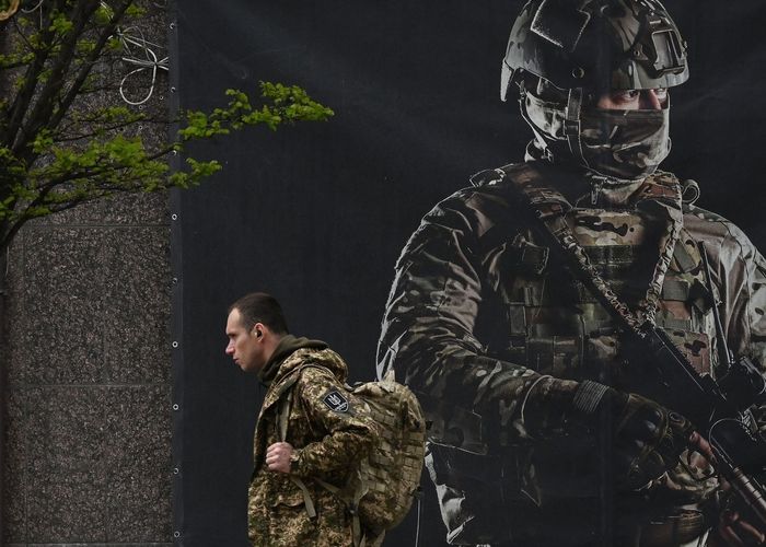 ยูเครนจ่อทัณฑ์บนผู้ต้องขังโทษเบา เปิดทางแลกรับราชการรบเป็นทหารสู้รัสเซีย
