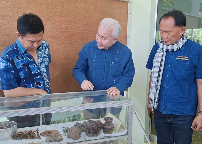 แพร่ สำรวจ ‘เวียงเชียงชื่น’ เมืองโบราณ พบหลักขวานหินขัด-วัตถุโบราณ อายุกว่า 2000 ปี กรมศิลปฯ เตรียมฟื้นฟู-ค้นต่อ