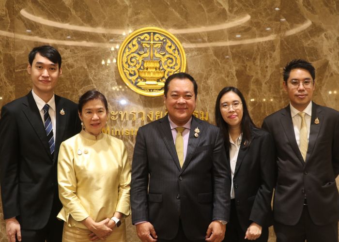 กระทรวงยุติธรรมคึกคัก! พันตำรวจเอก ทวี สอดส่อง เข้าปฏิบัติหน้าที่กระทรวงยุติธรรมวันแรก