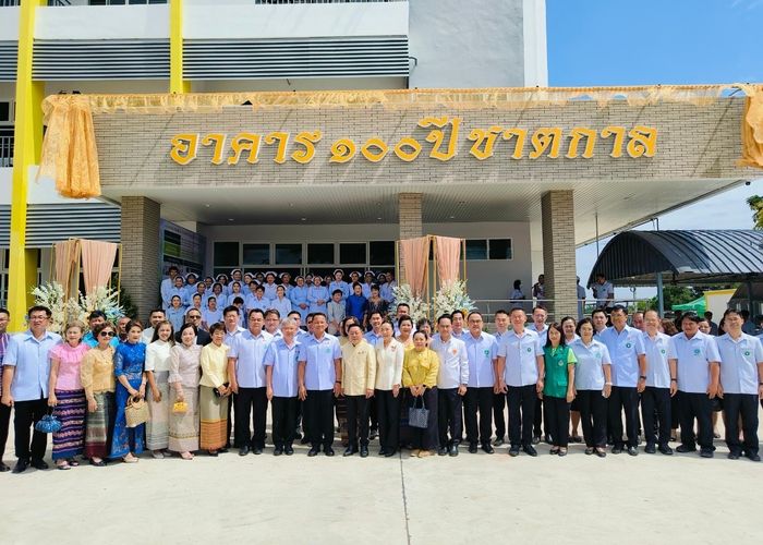 'สมศักดิ์' รมว.สธ. เปิดอาคาร 100 ปีชาตกาล โรงพยาบาลหลวงพ่อคูณฯ ปลื้ม! โรงเรียนเบาหวานวิทยาด่านขุนทด ลดป่วย-ลดการใช้ยา