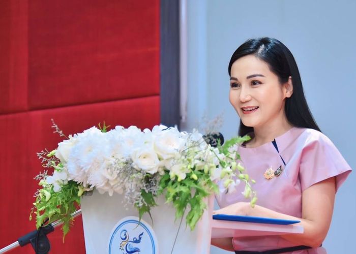 'รมว.นฤมล' เปิดงานกรมหม่อนไหม ครบรอบ 15 ปี ประกาศยกระดับ 'ไหมไทย' เพิ่มมูลค่า สู่ Soft Power