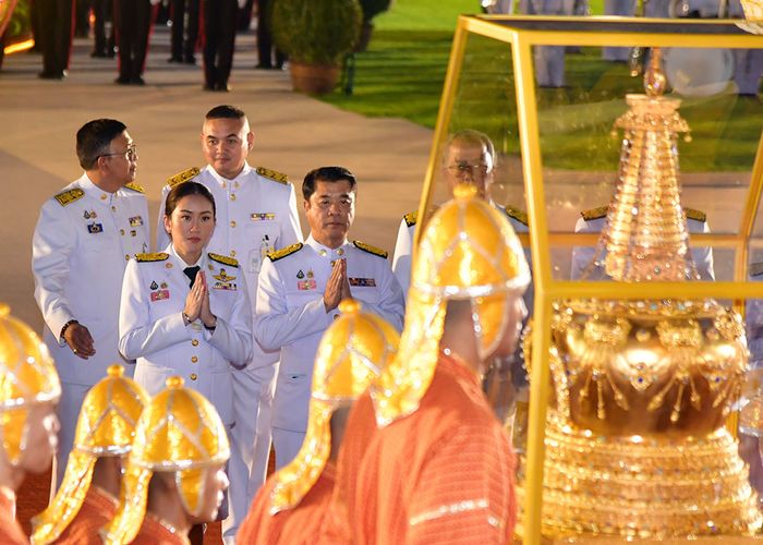 นายกฯ เป็นประธานพิธีรับ ‘พระเขี้ยวแก้ว’ จากสาธารณรัฐประชาชนจีน มาประดิษฐานเป็นการชั่วคราว ณ ท้องสนามหลวง