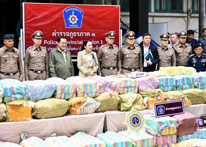 'นายกฯแพทองธาร-รมต.ทวี' ร่วมแถลงการจับกุมยาบ้าล็อตใหญ่ 8,700,000 เม็ด