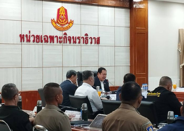 รมว.ยุติธรรม ลงพื้นที่ติดตามแก้เหตุความรุนแรง 3 ชายแดนใต้ เยี่ยมผู้ได้รับบาดเจ็บ ร่วมพิธีฌาปนกิจศพ ให้กำลังใจประชาชนในพื้นที่