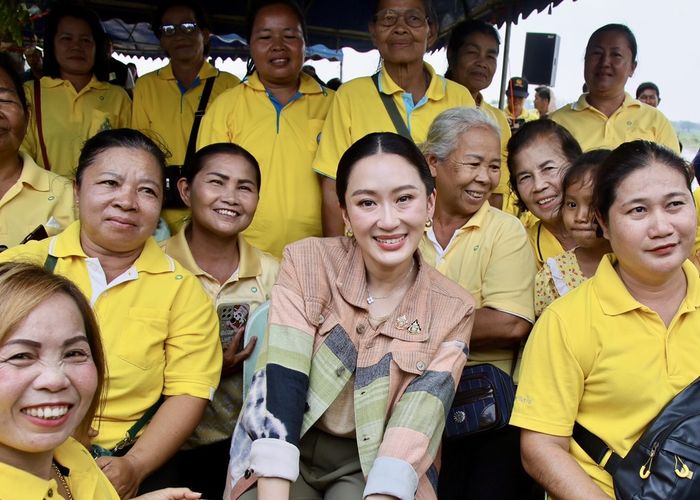 '6 เดือน แพทองธาร' สนง.สถิติแห่งชาติเผย ประชาชนชื่นชมหลายนโยบายรัฐบาล ชี้มาถูกทางแล้ว