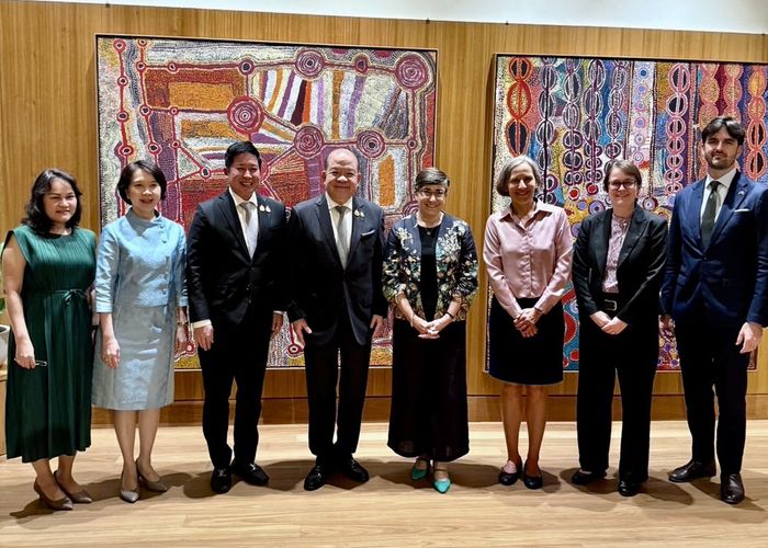 ‘พิชัย’ จับมือทูตออสเตรเลีย กระชับการค้า-ลงทุน หนุนตลาดส่งออกยานยนต์ไทยเติบโต