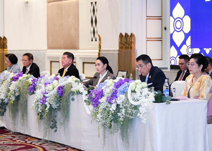 นายกฯประชุมทูตไทยทั่วโลก มอบนโยบาย 'ทูตเชิงรุกยุคใหม่' ภายใต้แนวคิด 'ทีมไทยแลนด์' จับมือทูตพาณิชย์ขายสินค้าไทย