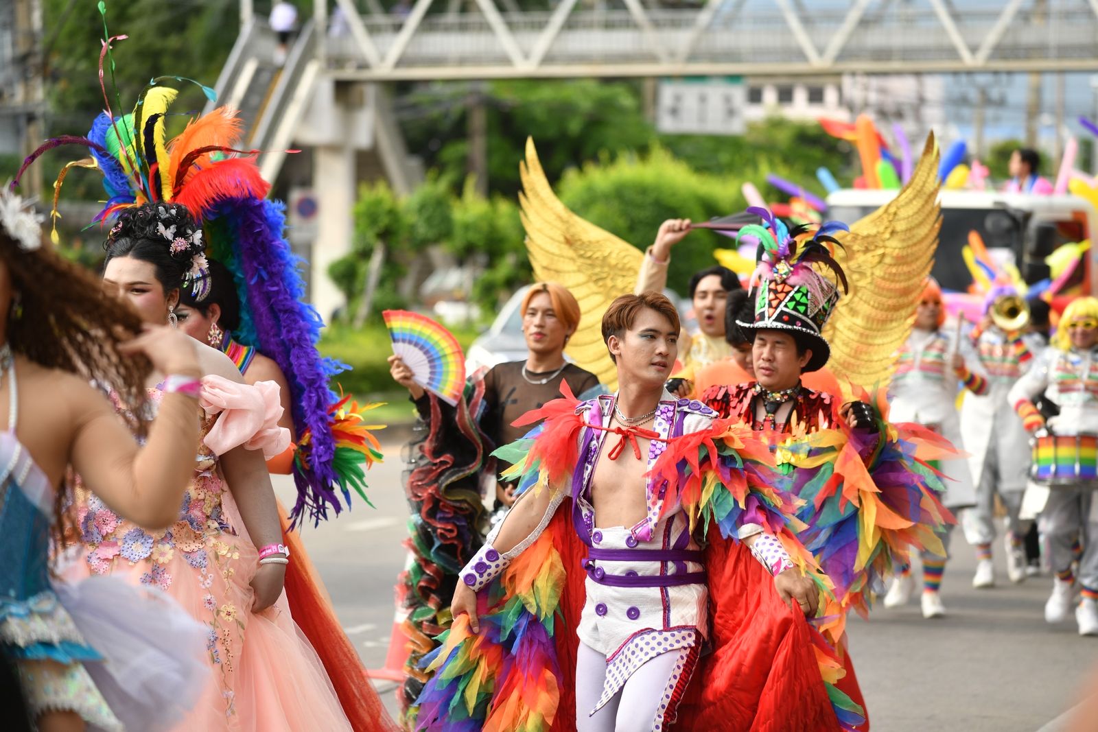นายชัชชาติ สิทธิพันธ์ุ ผู้ว่าราชการกรุงเทพมหานคร เป็นประธานเปิดงานและปล่อยขบวนพาเหรด We All Pride Thailand 2025 @Bangkapi