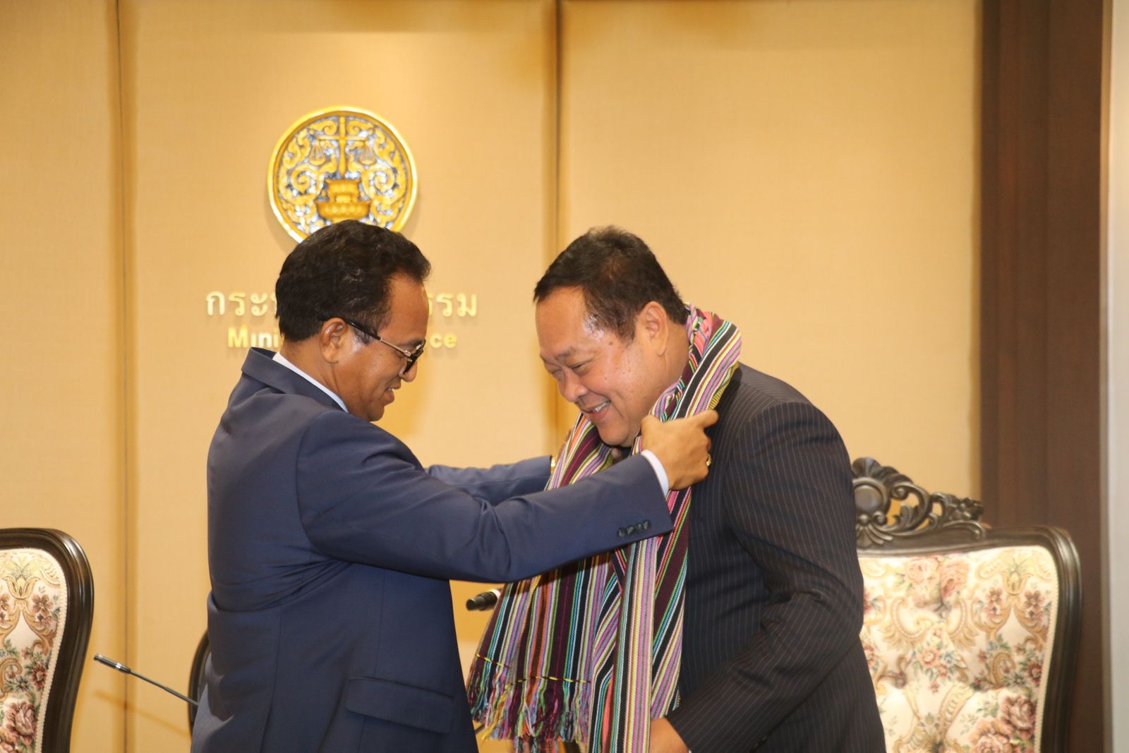 ทวี.png