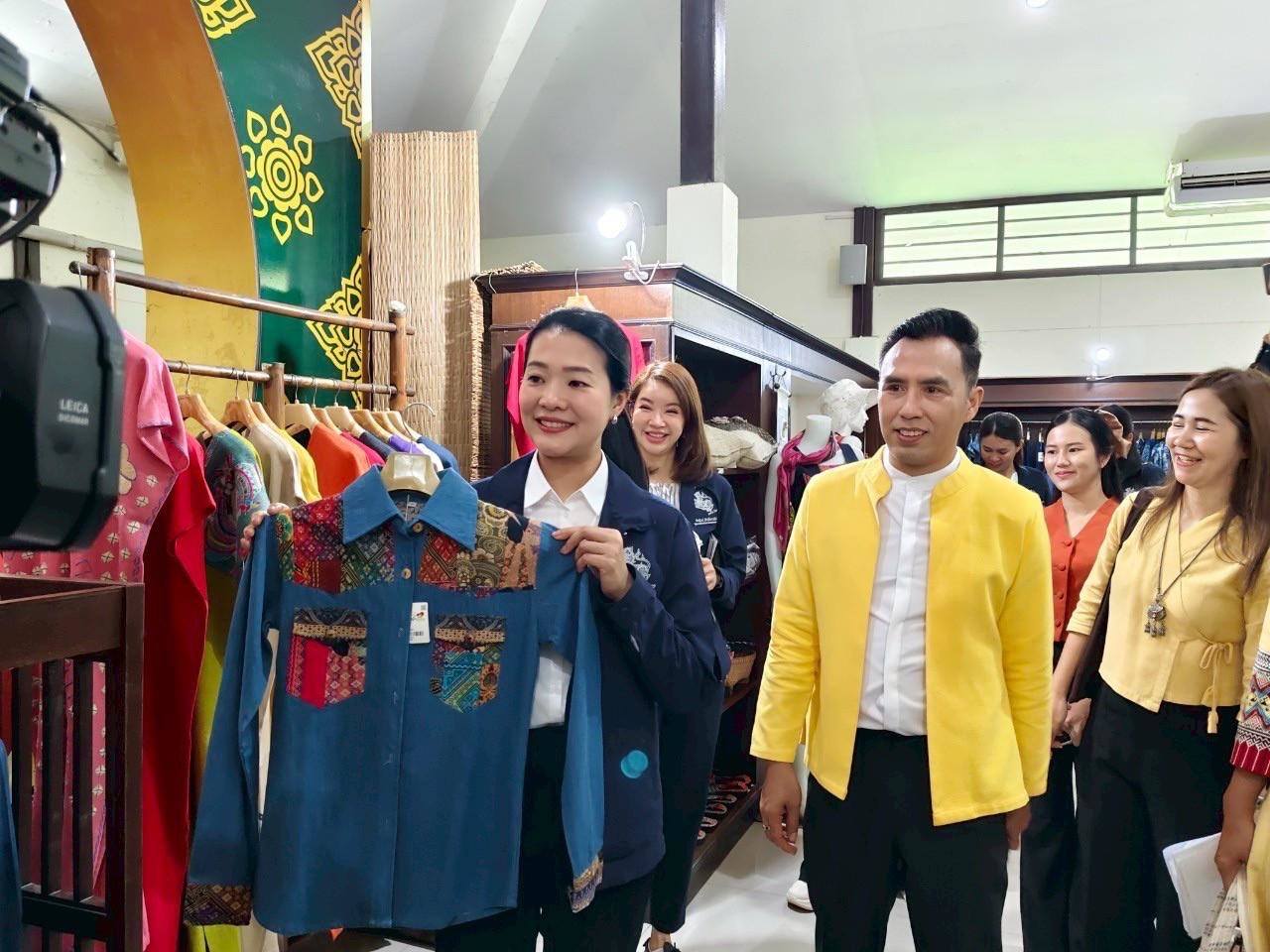 ธีรรัตน์ สำเร็จวาณิชย์