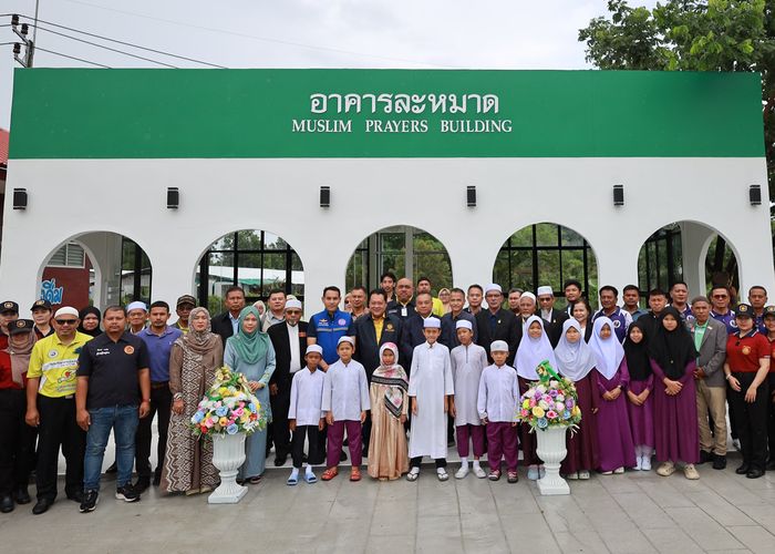 'ทวี' ตรวจราชการจังหวัดภูเก็ต เปิดอาคารละหมาด-เรือนจำกลางภูเก็ต หนุนอัตลักษณ์-สร้างโอกาส-ฝึกอาชีพผู้ก้าวพลาด
