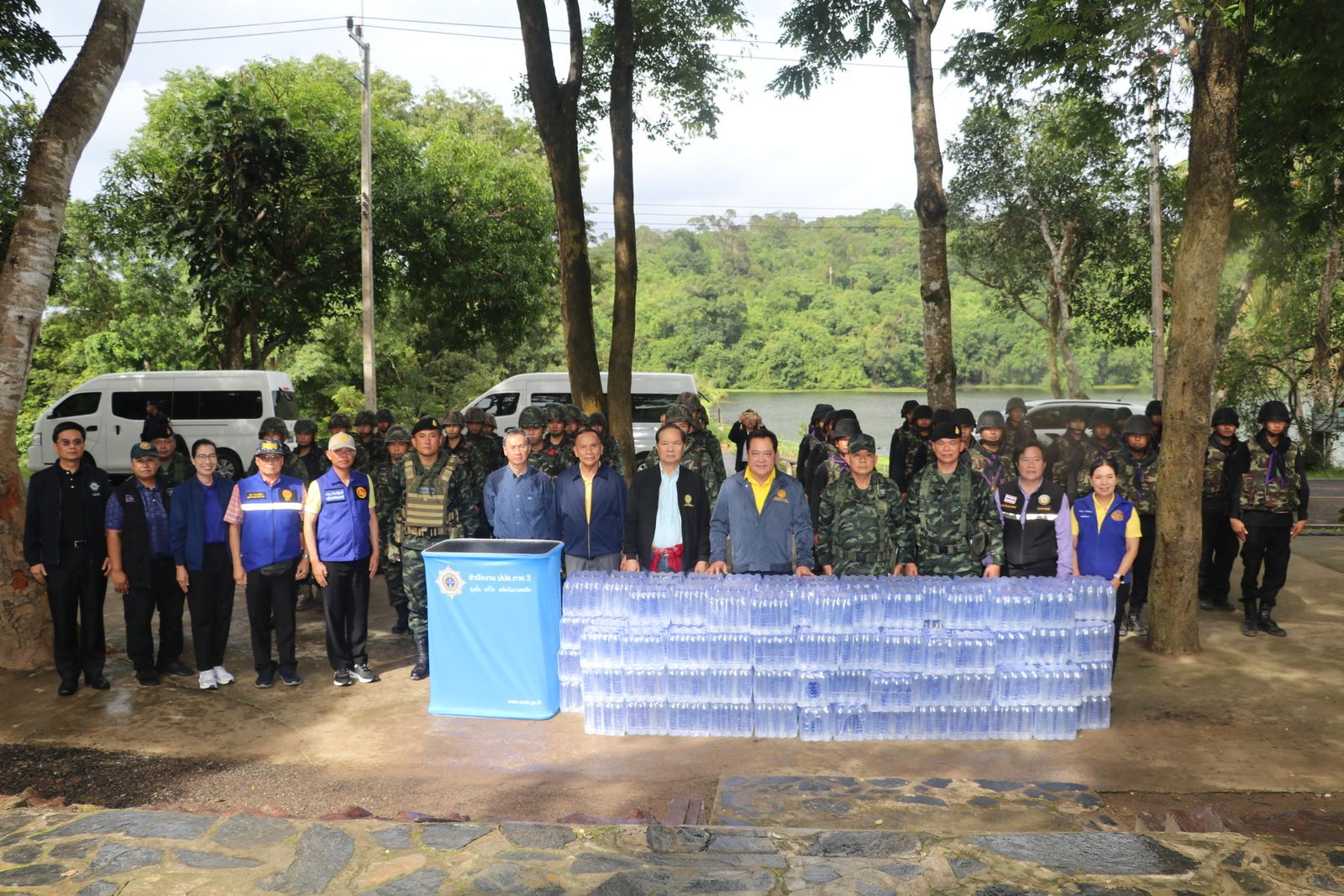 ทวี สอดส่อง รัฐมนตรีว่าการกระทรวงยุติธรรม ลงพื้นที่ติดตามสถานการณ์ชายแดน จังหวัดอุบลราชธาน