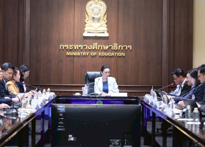 'ลิณธิภรณ์' รมช.ศึกษา หารือกับหัวหน้าส่วนราชการ และคณะผู้บริหารของ 4 หน่วยงาน แลกเปลี่ยนข้อคิดเห็น สะท้อนปัญหา พัฒนาการศึกษาไทย