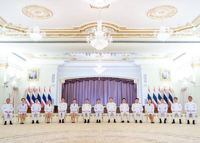 รองนายกรัฐมนตรี “สุริยะ” นำคณะรัฐมนตรีชุดใหม่ เข้าเฝ้าฯ ถวายสัตย์ปฏิญาณก่อนปฏิบัติหน้าที่