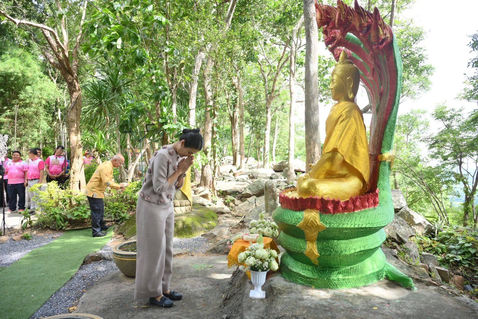 ธีรรัตน์ สำเร็จวาณิชย์ รัฐมนตรีช่วยว่าการกระทรวงมหาดไทย