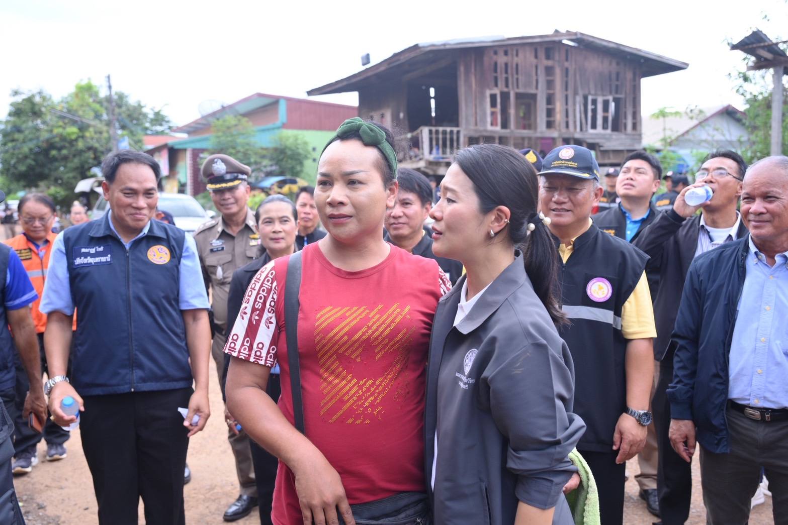 ธีรรัตน์ สำเร็จวาณิชย์ รัฐมนตรีช่วยว่าการกระทรวงมหาดไทย