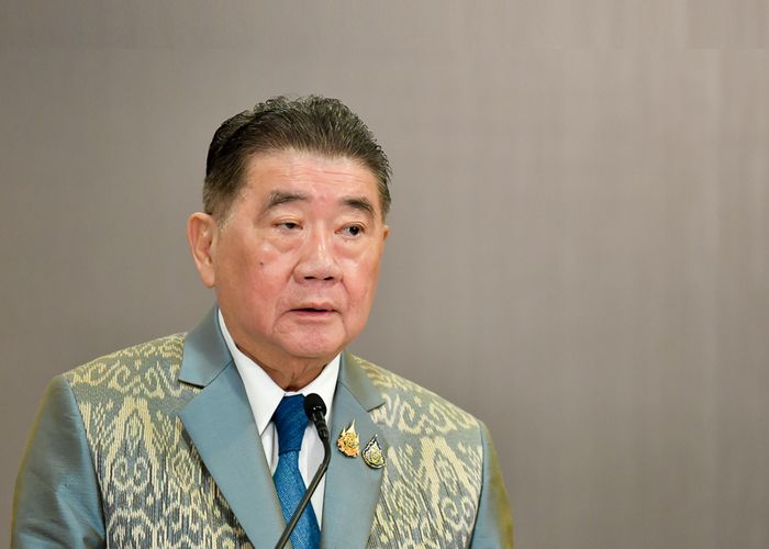 คำแถลงรัฐบาล 'ก้าวผ่านสองวิกฤต เดินหน้าไปด้วยกัน'