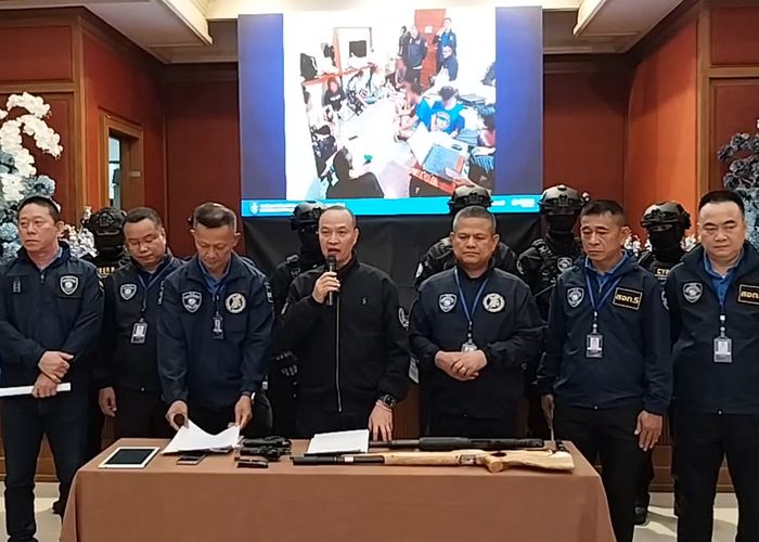 ตำรวจไซเบอร์ บุกรวบ 13 แก๊งคนไทยเชื้อสายจีน เช่าห้องโรงแรมย่านรัชดาเปิดธุรกิจซื้อขายบัญชีม้า