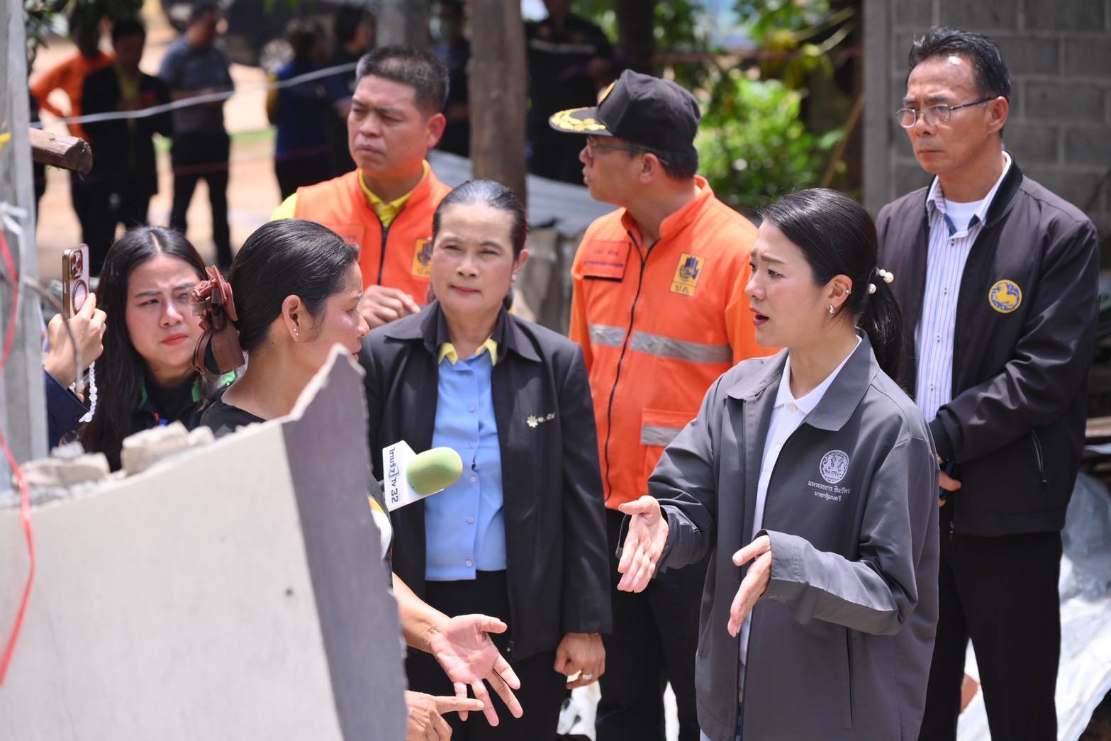 ธีรรัตน์ สำเร็จวาณิชย์ รัฐมนตรีช่วยว่าการกระทรวงมหาดไทย