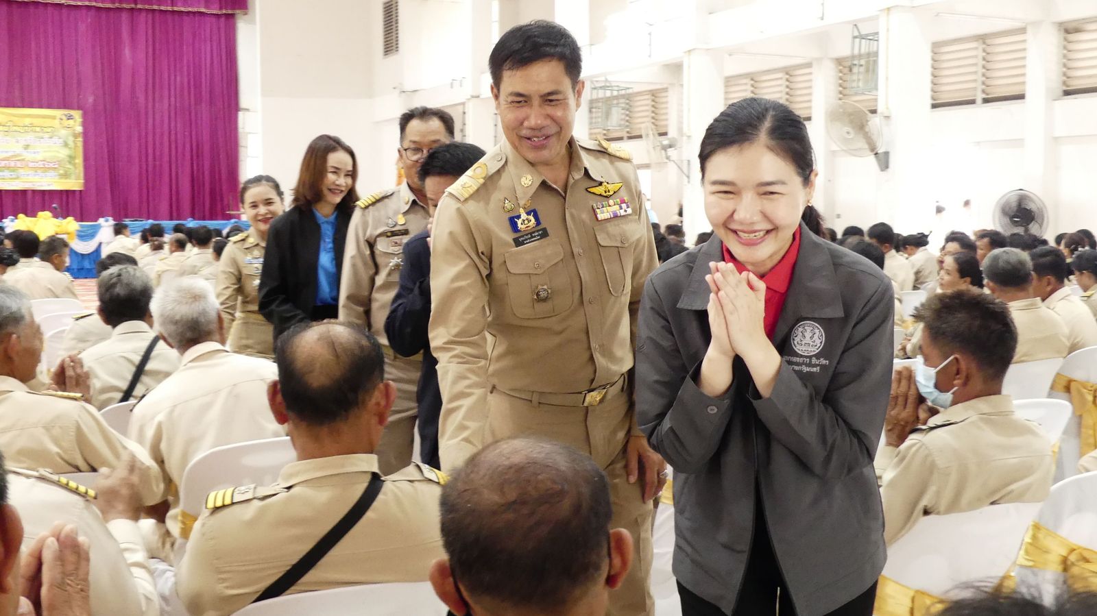  จิราพร สินธุไพร รัฐมนตรีประจำสำนักนายกรัฐมนตรี ร่ว