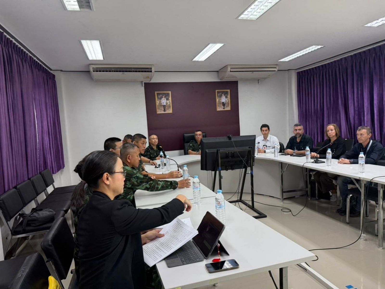 กองทัพบกเปิดพื้นที่ให้คณะ ICRC เข้าเยี่ยมเชลยศึกกัมพูชา